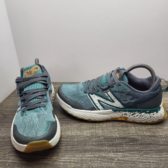 New Balance Fresh Foam X Hierro v7 Trail Running Shoes Women's 9 B - Picture 1 of 10